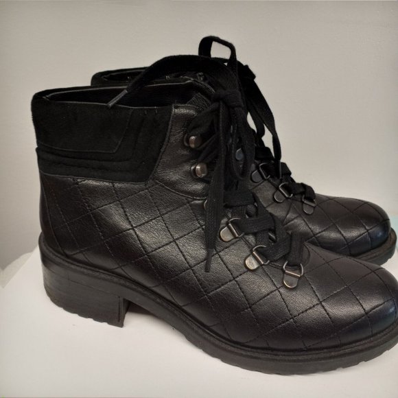 Steve Madden Shoes - Fantastic Steve Madden Black Boots. Size 9.5. Woven Pattern.